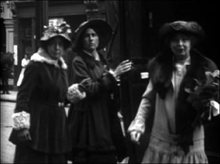 Suffragettes calling for arrest of Bonar Law and Carson