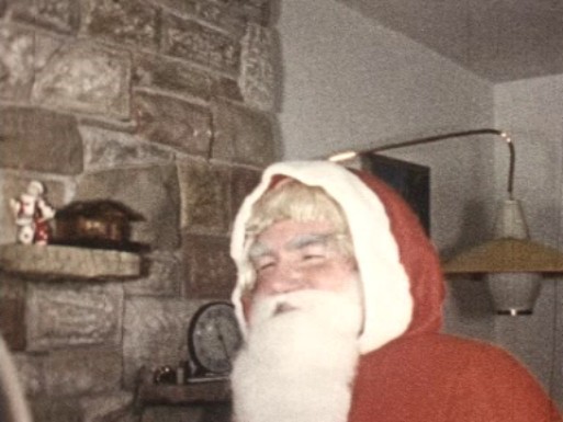 Super 8 Stories Extra Footage: A Child's Christmas