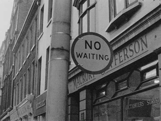 ‘No Waiting’ in the City Centre 